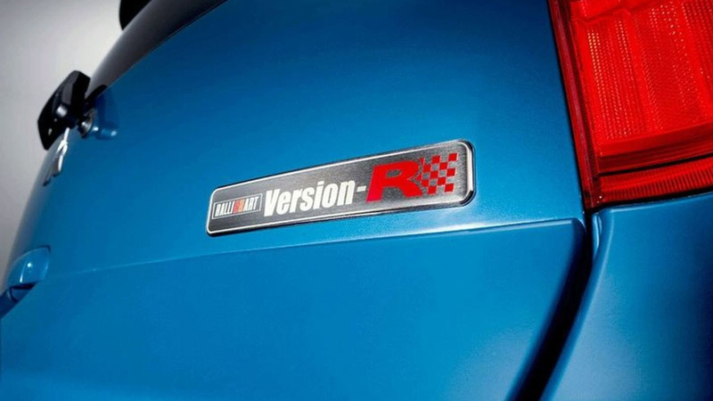 Illustration for article titled The Mitsubishi Colt Ralliart Version-R Special Would Have Saved Mitsubishi